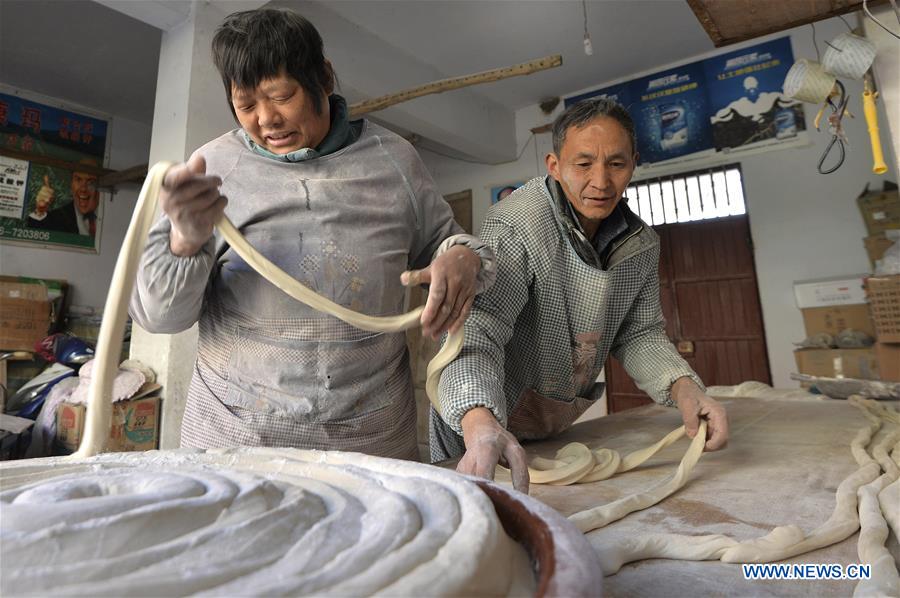 CHINA-SHAANXI-HANZHONG-HANDMADE NOODLES (CN)