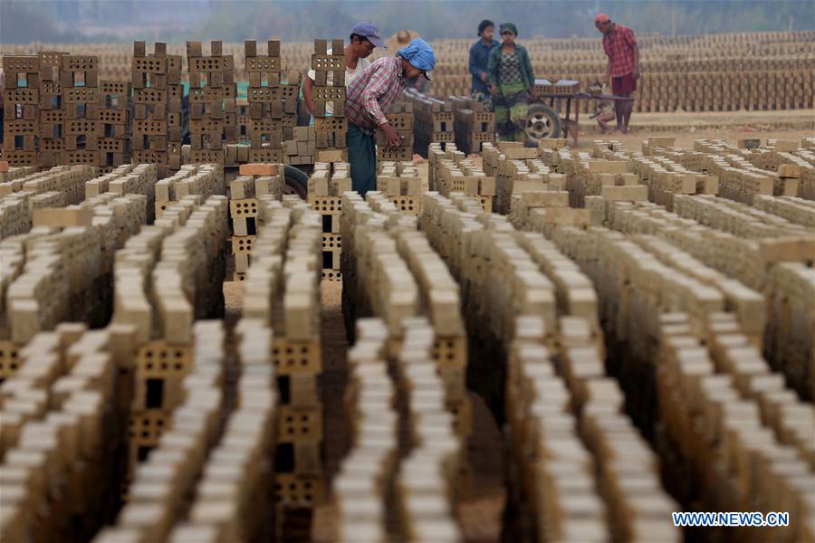 MYANMAR-YANGON-BRICK FACTORY-DAILY LIFE