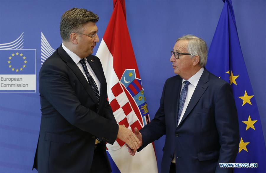 BELGIUM-BRUSSELS-EU-CROATIA-JUNCKER-PLENKOVIC