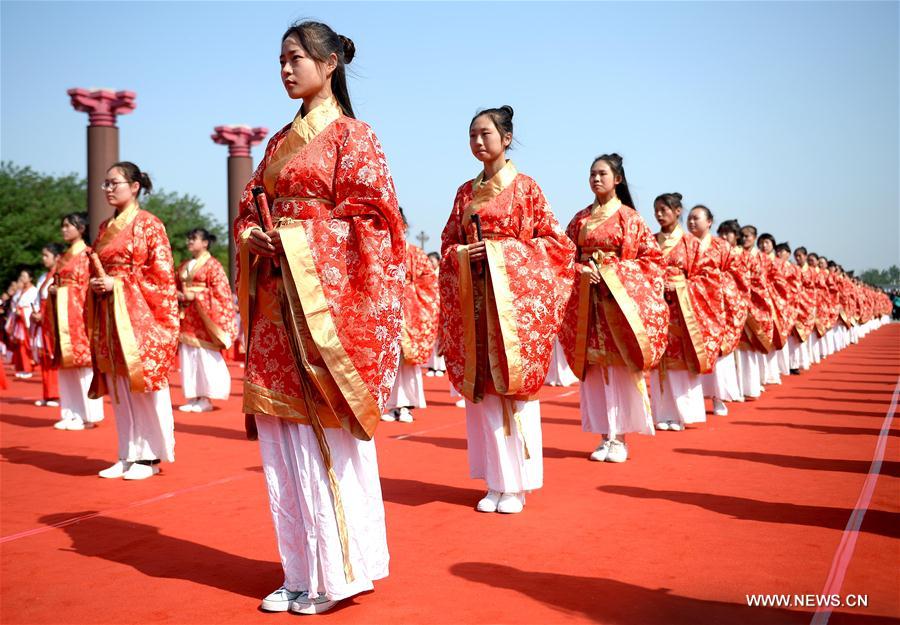 CHINA-SHAANXI-COMING-OF-AGE CEREMONY (CN)