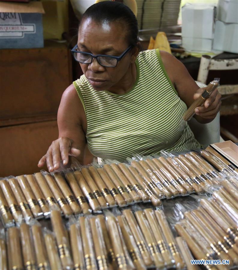 THE DOMINICAN REPUBLIC-SANTO DOMINGO-CIGAR FACTORY