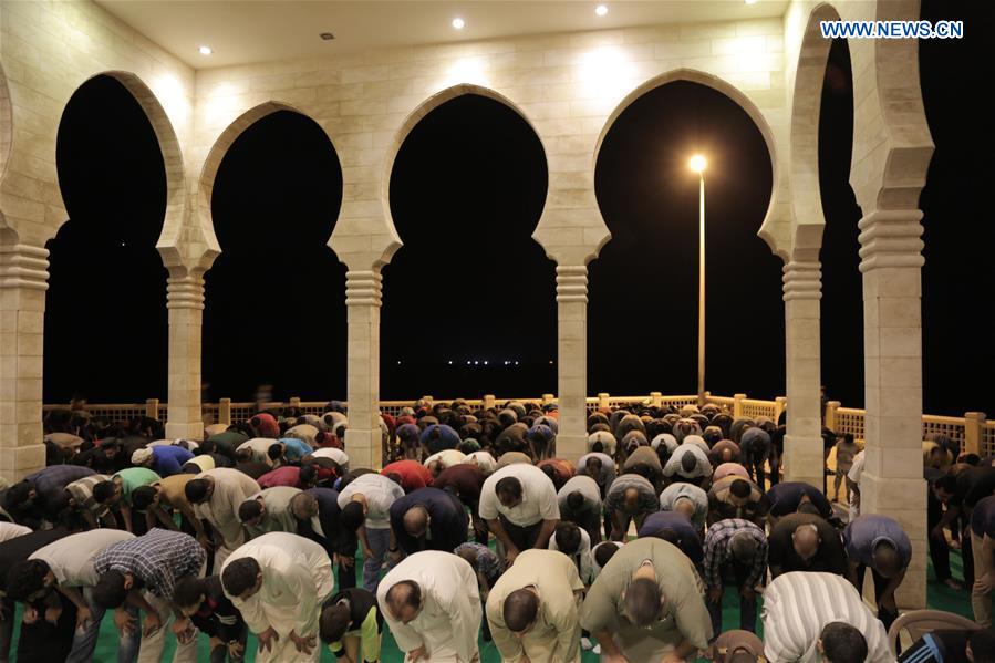 MIDEAST-GAZA CITY-RAMADAN-TARAWIH