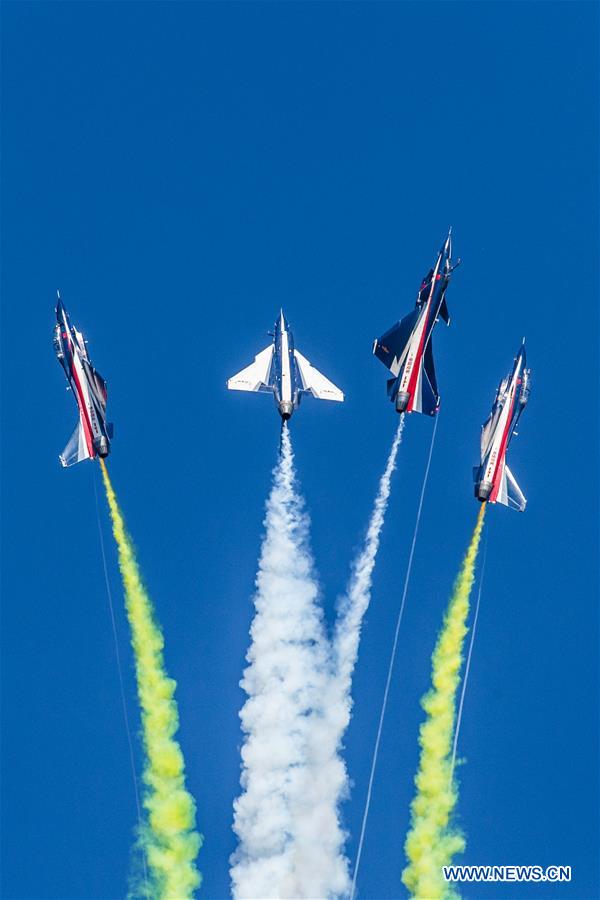 RUSSIA-KUBINKA AIRPORT-CHINA-AIR FORCE AEROBATICS TEAM-PERFORMANCE