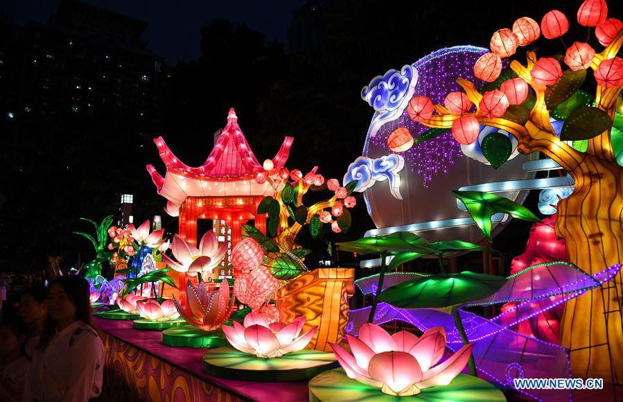 CHINA-GUANGZHOU-MID-AUTUMN FESTIVAL-LANTERNS (CN)