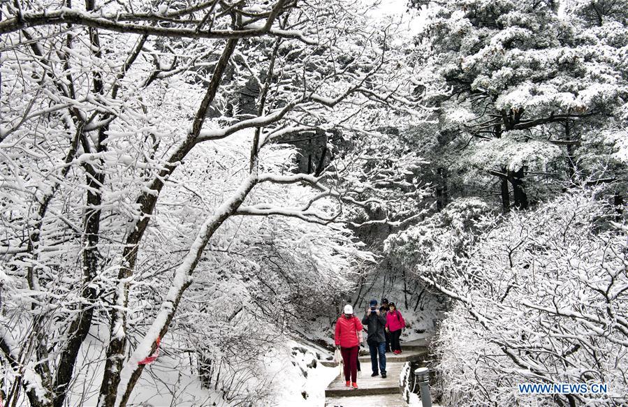 CHINA-SHAANXI-MOUNT HUASHAN-SNOW SCENERY (CN)