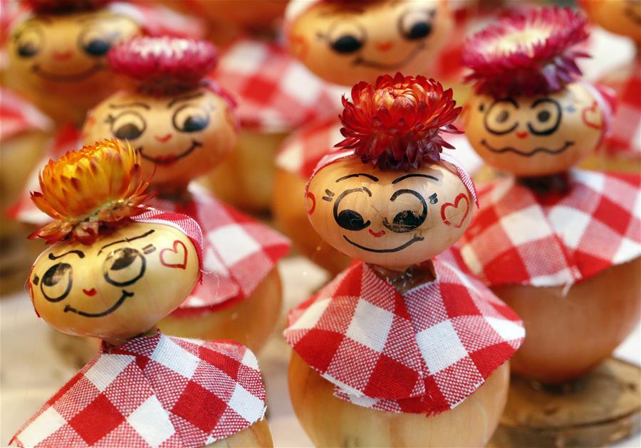 SWITZERLAND-BERN-ONION MARKET-FESTIVAL