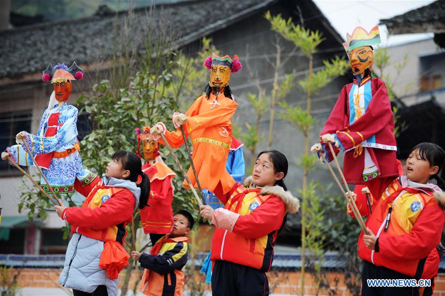 CHINA-GUIZHOU-SHIQIAN-PUPPET SHOW (CN)