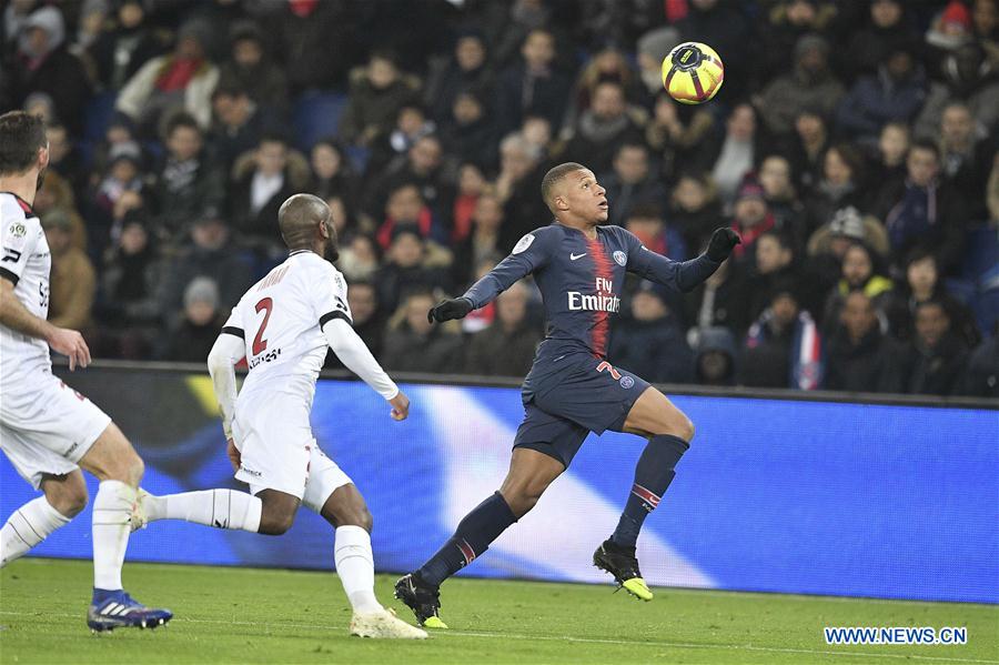 (SP)FRANCE-PARIS-FOOTBALL-LIGUE 1-PARIS SAINT-GERMAIN VS GUINGAMP