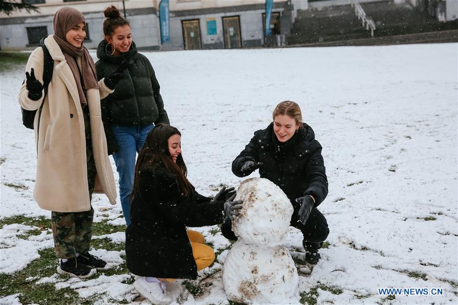 BELGIUM-BRUSSELS-SNOWFALL