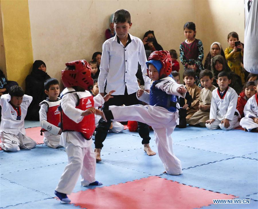 (SP)AFGHANISTAN-HERAT-CHILDREN-TAEKWONDO