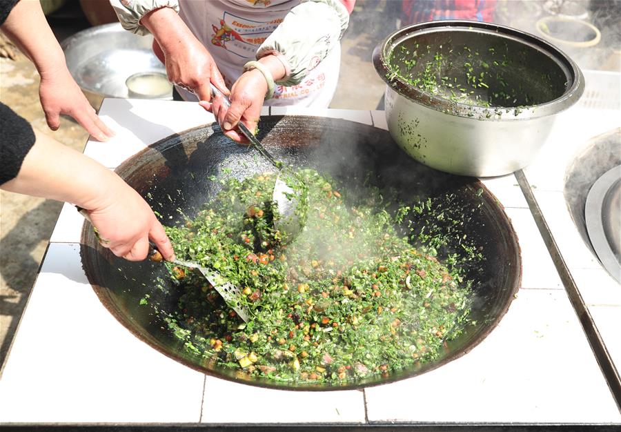 #CHINA-GUIZHOU-TONGREN-TRADITIONAL FOOD (CN)