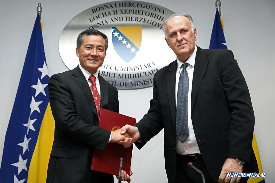 BOSNIA AND HERZEGOVINA-SARAJEVO-CHINA-MOUS-SIGNING