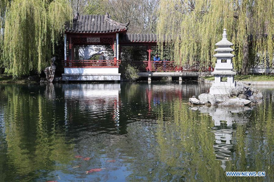 GERMANY-BERLIN-GARDENS OF THE WORLD-CHINESE GARDEN