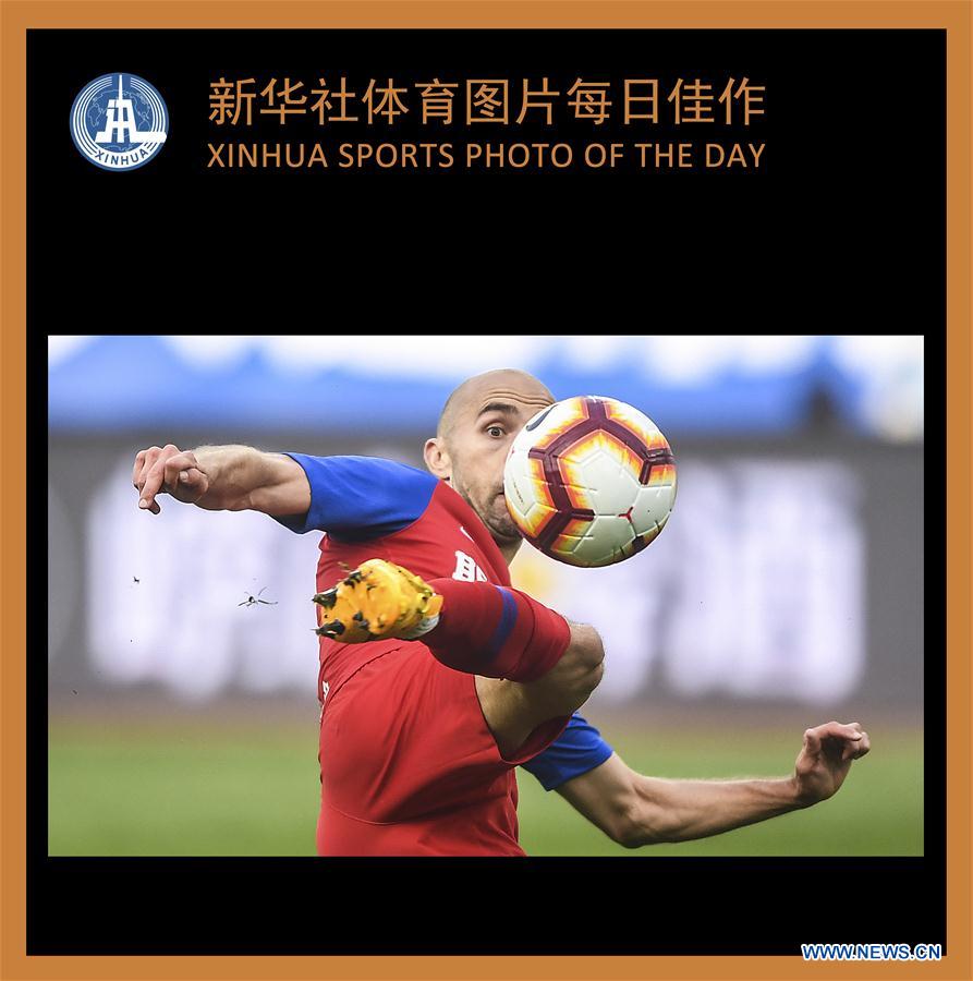 (SP)XINHUA SPORTS PHOTO OF THE DAY