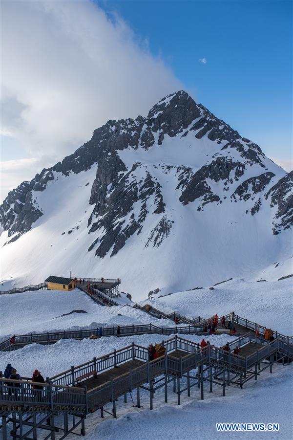 CHINA-LIJIANG-SNOW MOUNTAIN-SCENERY (CN)