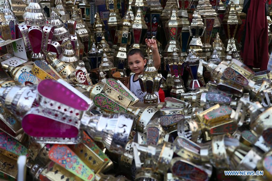 EGYPT-CAIRO-RAMADAN-FANOOS