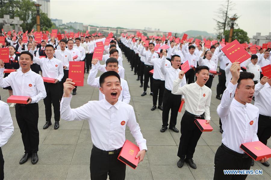 CHINA-GUIYANG-COMING-OF-AGE CEREMONY (CN)