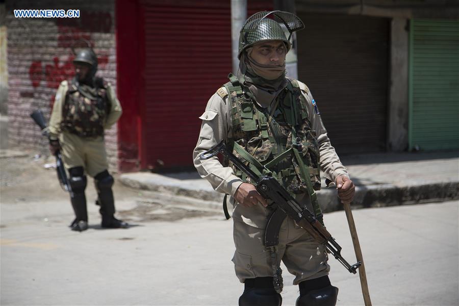 KASHMIR-SRINAGAR-SECURITY