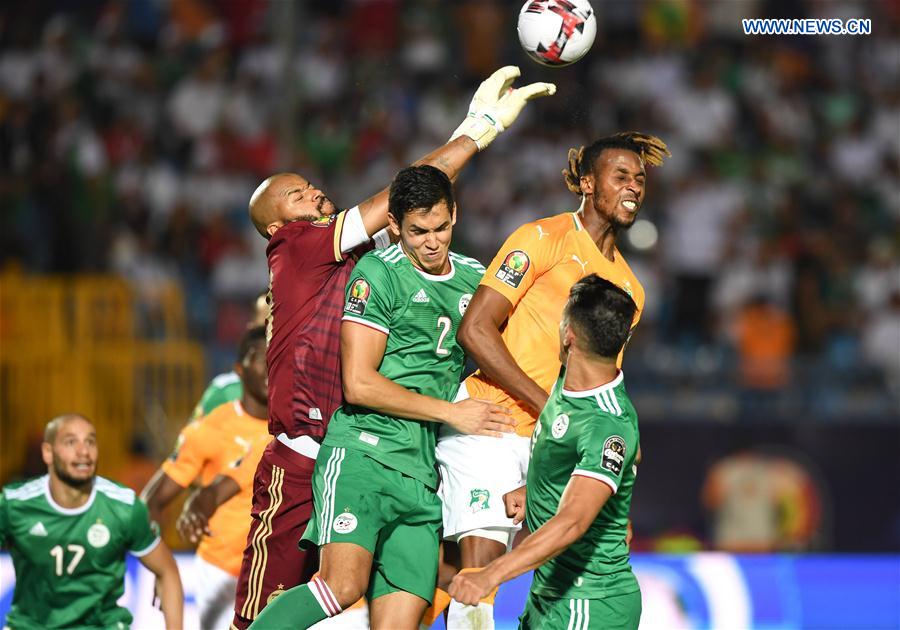 (SP)EGYPT-SUEZ-SOCCER-AFRICA CUP-QUARTERFANAL-ALGERIA VS COTE D'IVOIRE