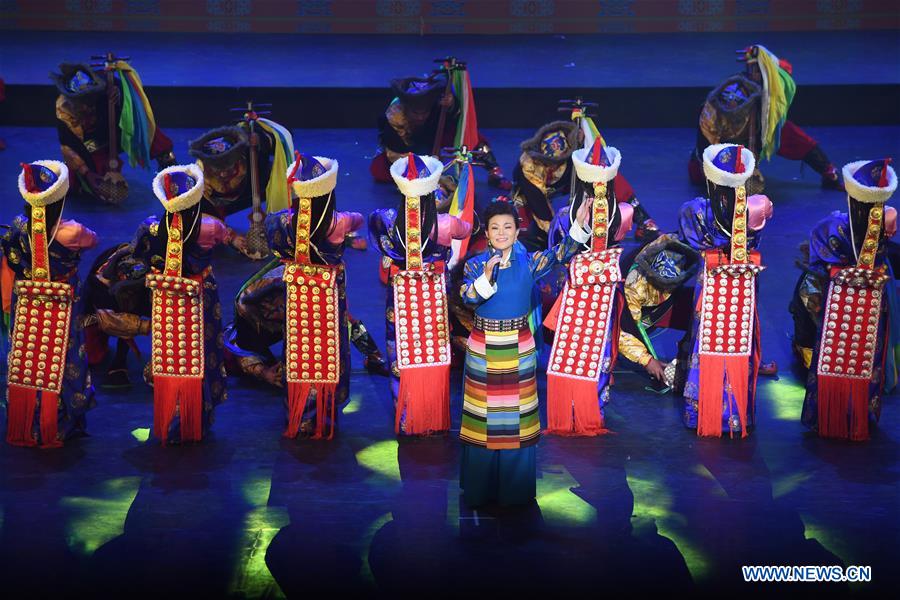 CHINA-GANSU-GANNAN-ART PERFORMANCE (CN)