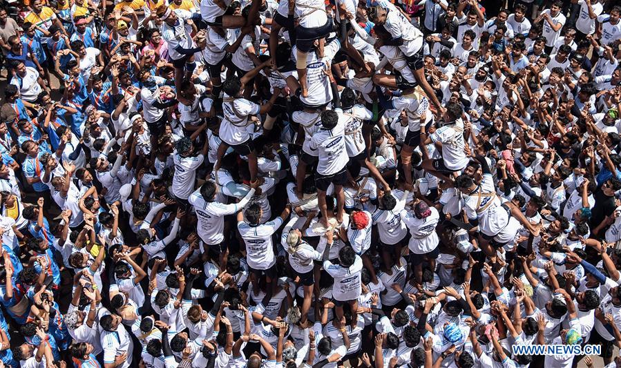 INDIA-MUMBAI-FESTIVAL-JANMASHTAMI