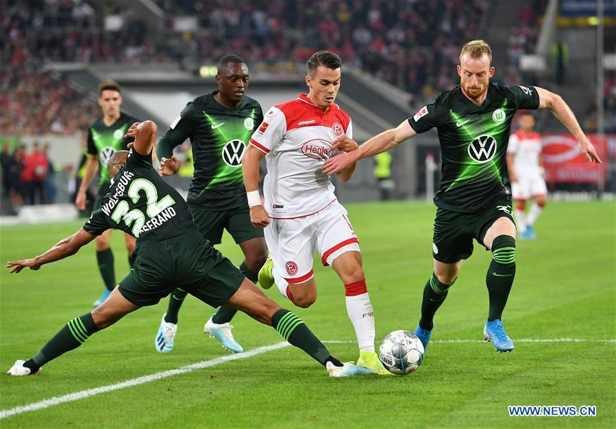 (SP)GERMANY-DUSSELDORF-SOCCER-BUNDESLIGA-DUSSELDORF VS WOLFSBURG