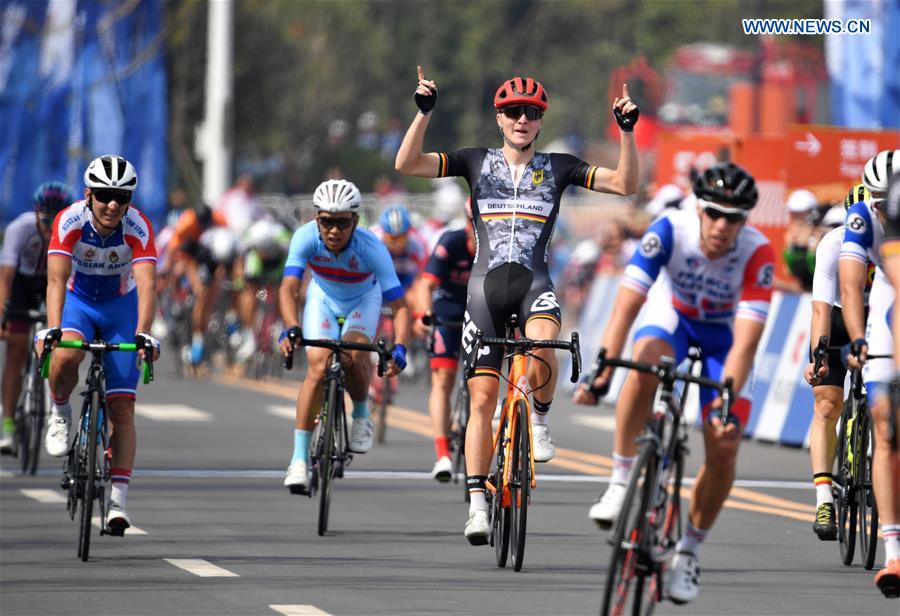 (SP)CHINA-WUHAN-7TH MILITARY WORLD GAMES-CYCLING ROAD