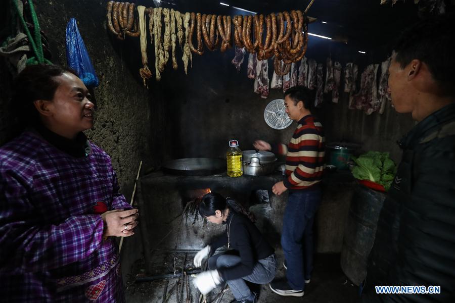 CHINA-SICHUAN-CLIFFSIDE VILLAGE-POVERTY ALLEVIATION (CN)