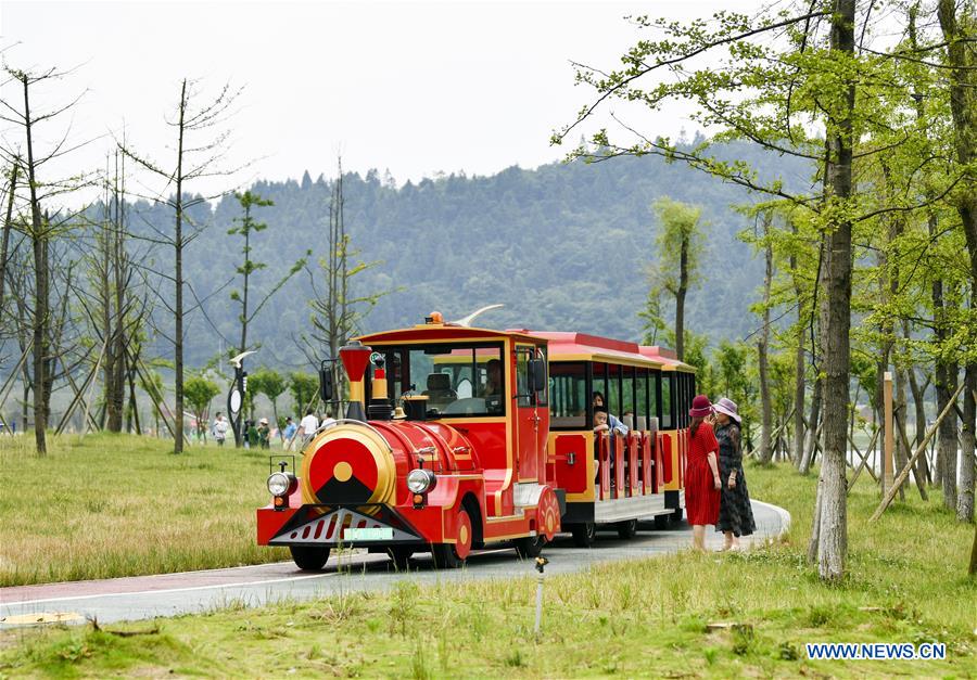 CHINA-CHONGQING-NANTIAN LAKE-SCENERY (CN)