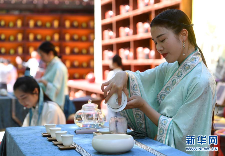 （文化）（1）北京八大處茶文化節再現傳統封茶大典