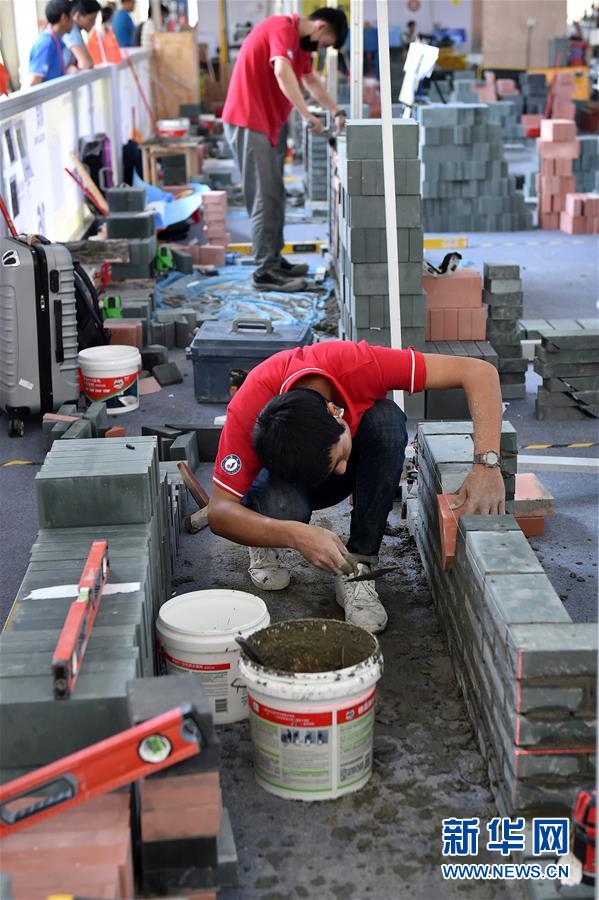 （新華全媒頭條·圖文互動）（3）上下合力，聚力破障，開辟“大國工匠”建設(shè)新格局