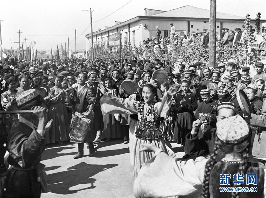 （壯麗70年·奮斗新時代——新中國崢嶸歲月）（2）中華民族大家庭