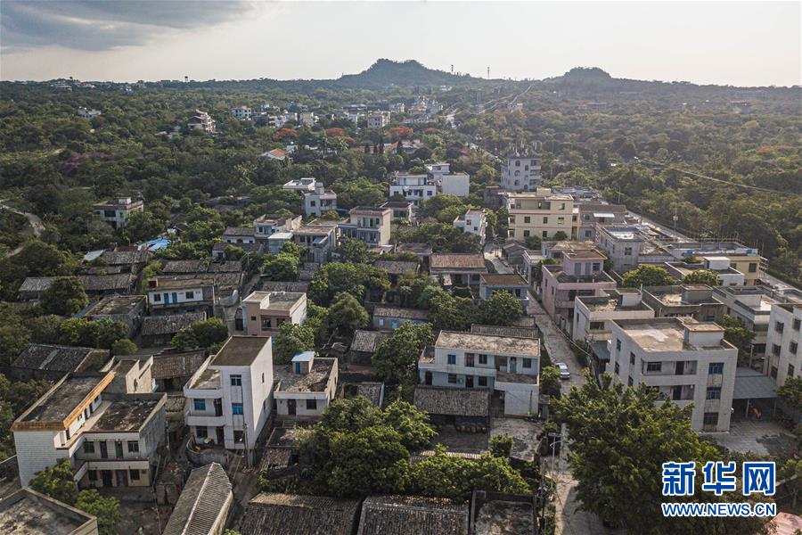 （新華全媒頭條·走向我們的小康生活·圖文互動）（9）留住鄉愁留住美——千村競秀綴瓊州