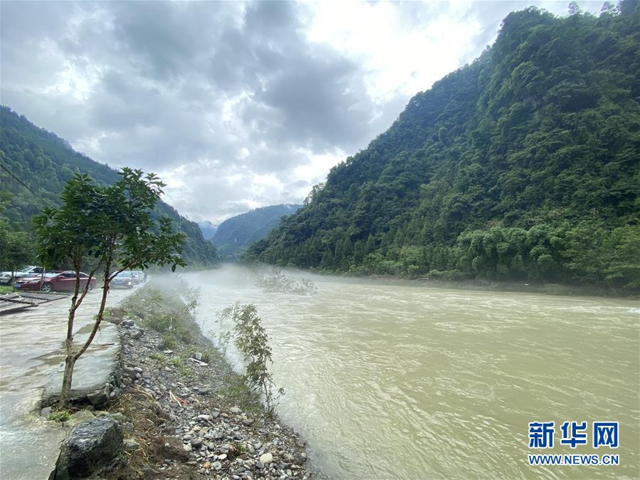 （防汛抗洪·圖文互動）（1）山洪襲來前，澧水河畔大轉移