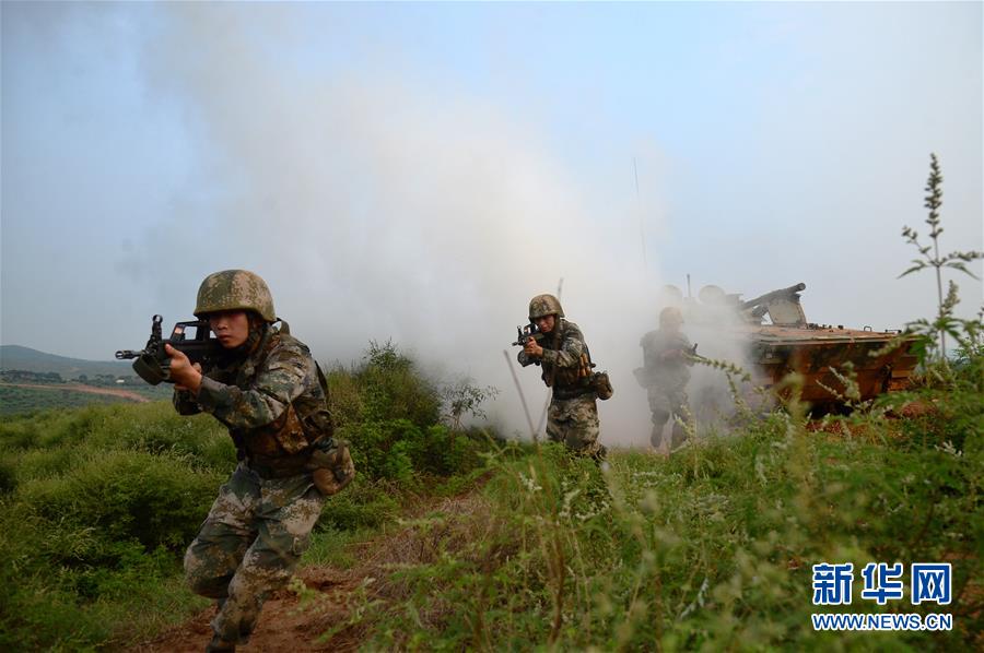 （在習近平強軍思想指引下·我們在戰位報告·圖文互動）（3）數字化勁旅的“士兵突擊”——陸軍第82集團軍某部牢記囑托練兵備戰記事