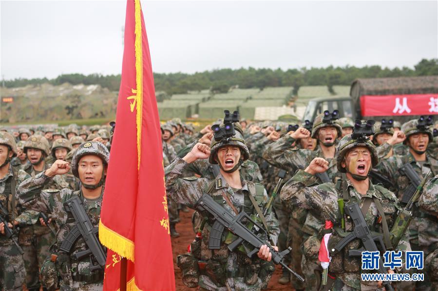 （在習(xí)近平強(qiáng)軍思想指引下·我們?cè)趹?zhàn)位報(bào)告·圖文互動(dòng)）（1）千里移防，鐵心跟黨走——南部戰(zhàn)區(qū)陸軍第75集團(tuán)軍某紅軍旅政治建軍、練兵備戰(zhàn)記事
