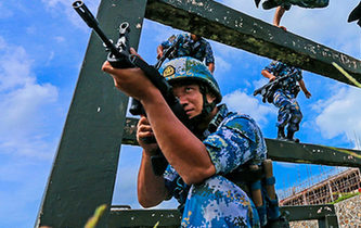 海軍陸戰(zhàn)隊(duì)特種障礙訓(xùn)練，敢來嗎？