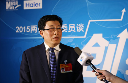 “面對這種新型的、農業轉型的項目，政府各級部門也都在研究怎么落實，還有很多細節上的問題。”