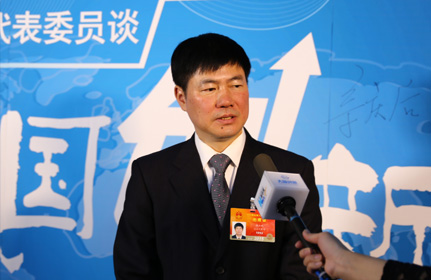 “我們要進行自貿區的體制機制的創新，也就是先行先試的一些實驗。”
