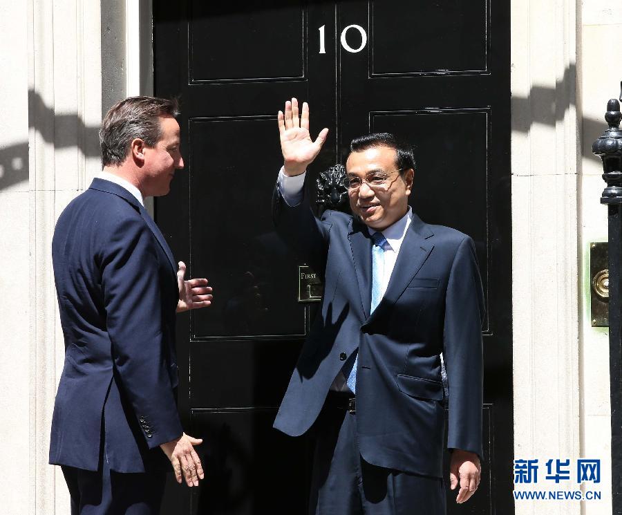 6月17日，中國國務院總理李克強在倫敦唐寧街10號首相府同英國首相卡梅倫舉行中英總理年度會晤。新華社記者 龐興雷 攝