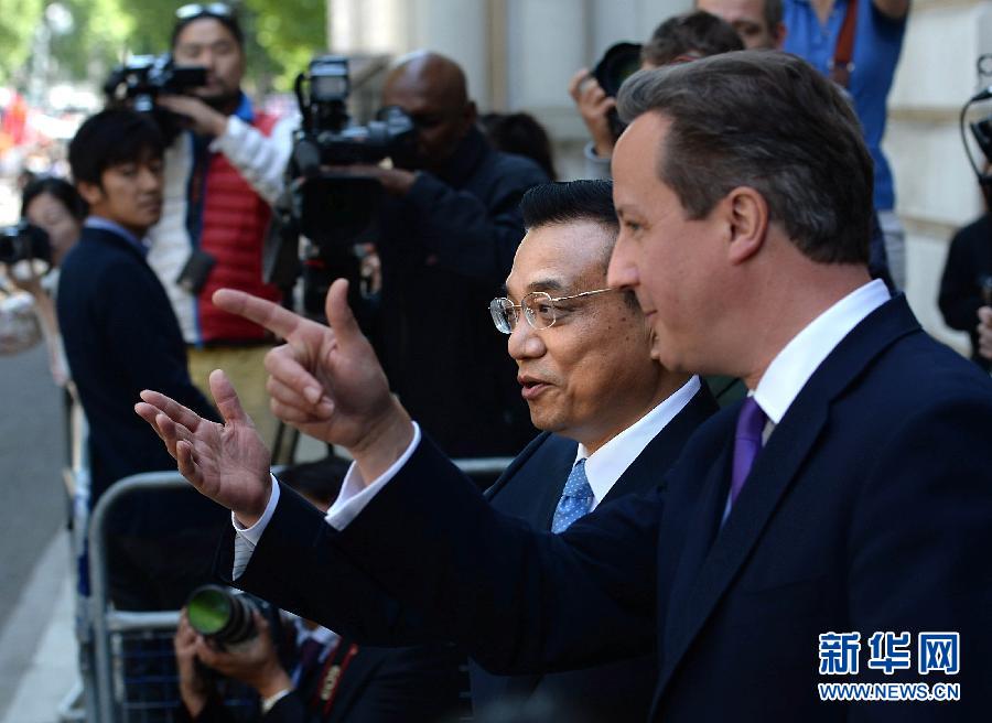 6月17日，中國國務院總理李克強在倫敦唐寧街10號首相府同英國首相卡梅倫舉行中英總理年度會晤。新華社記者 李濤 攝