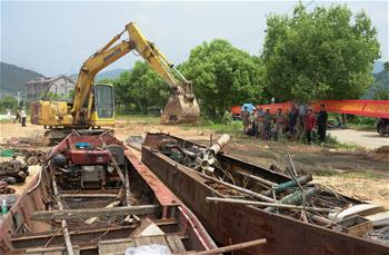 福建集中銷毀違規漁具